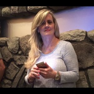 Meet your Posher, Cynthia